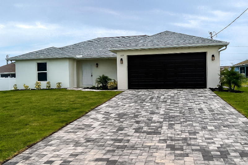 Cape Coral House: 1121 NW 13 Ter