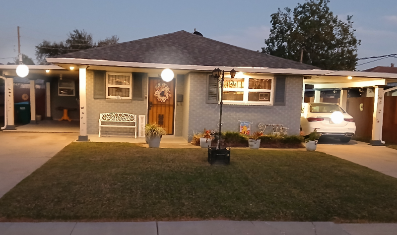 Kenner House: 3006 Panama Street