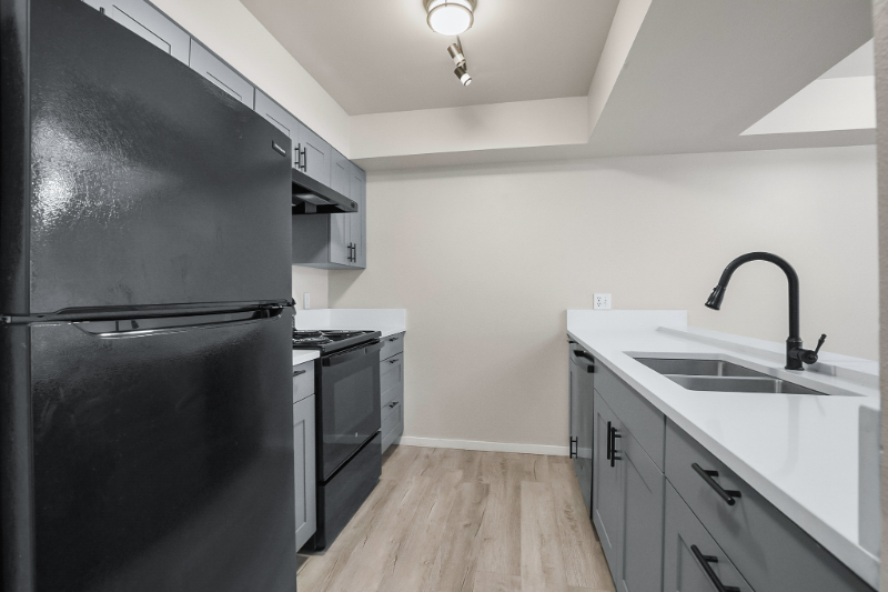 Lakewood Apartment: 12040 Bridgeport Way SW