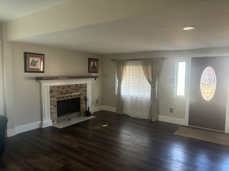 Bowie House: 3613 Ripplingbrook Ct