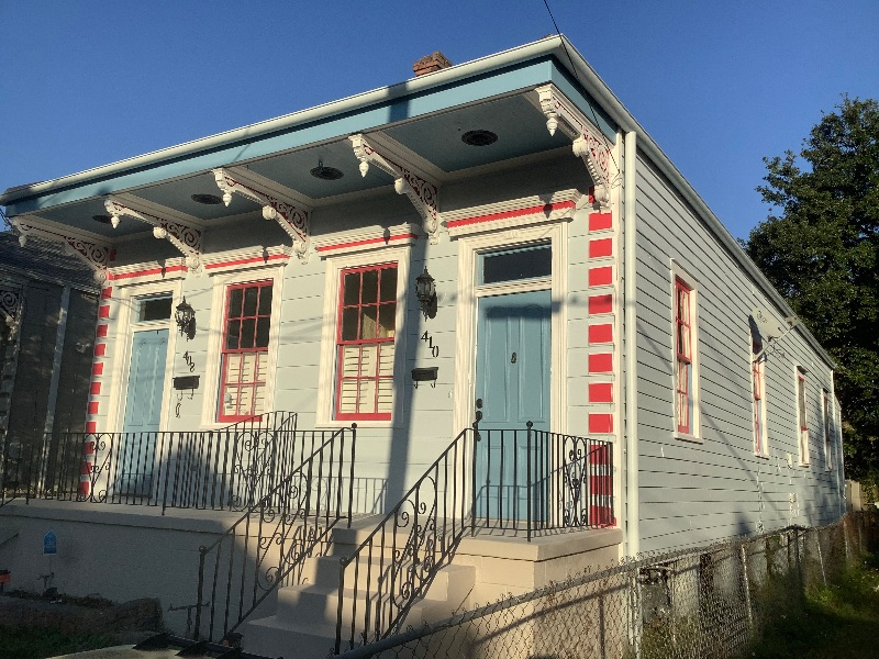 New Orleans House: 410 Pacific Ave