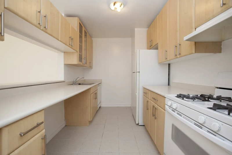 New York Apartment: 70 Battery Place