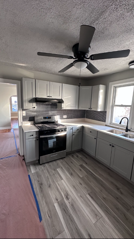 Hazel Crest Apartment: 1827 170th St