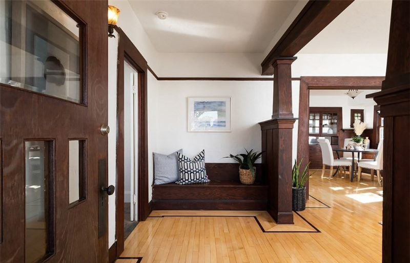 Orange House: 127 N Grand St, Orange, CA 92866