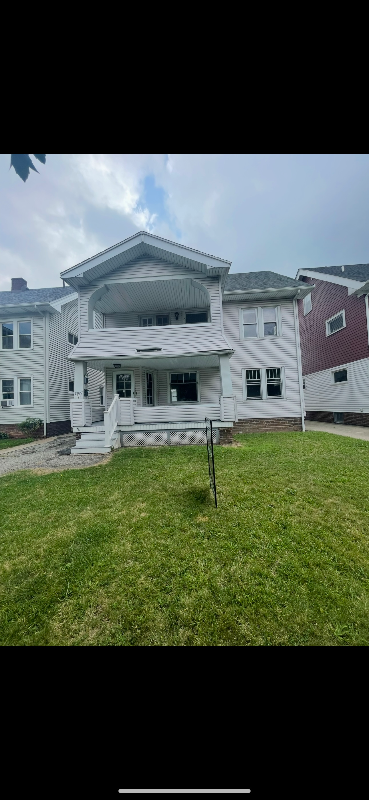 Lakewood Other: 2027 Chesterland Ave