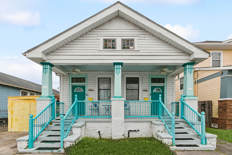 New Orleans Multiplex: 2714 Cambronne St