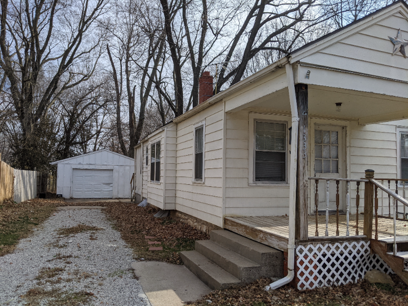 Independence House: 1333 S Liberty st