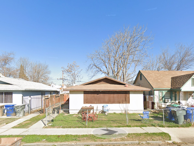 Bakersfield Apartment: 114 woodrow ave #A