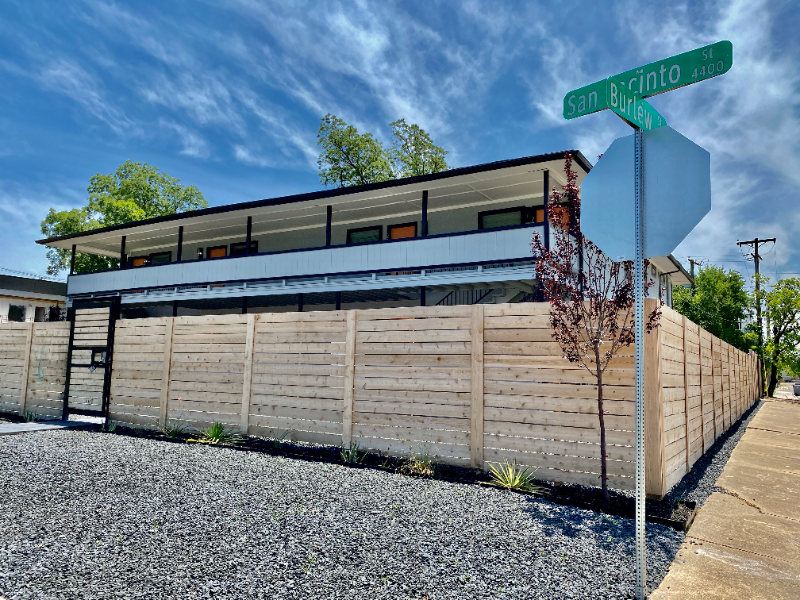 Dallas Apartment: 4400 San Jacinto