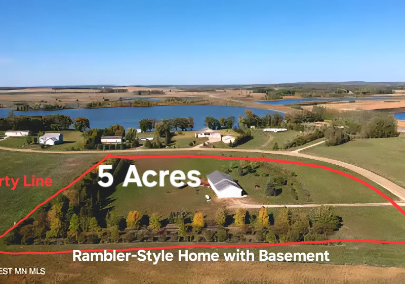 Pelican Rapids House: 20998 S Sand Lake rd