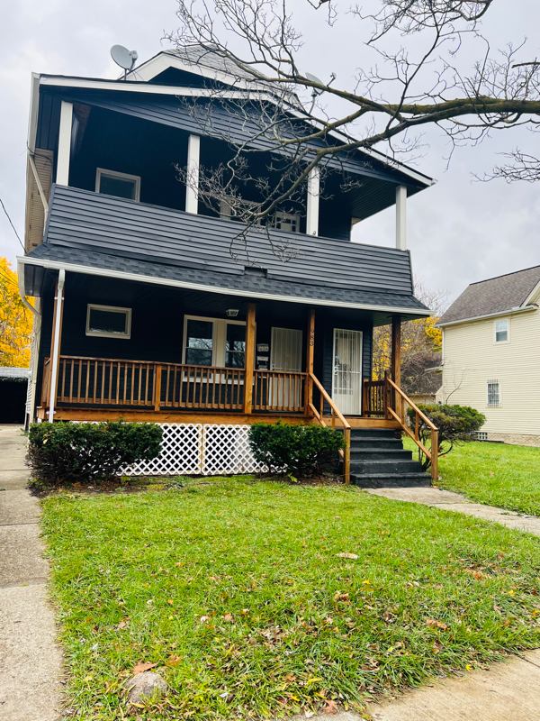 Cleveland Multiplex: 983 Nathaniel Rd