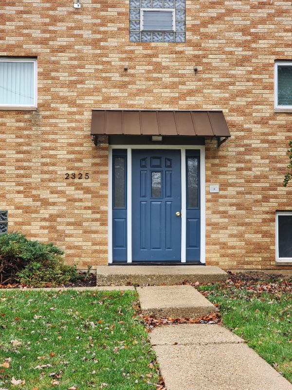 Zion Apartment: 2325 Lewis Avenue