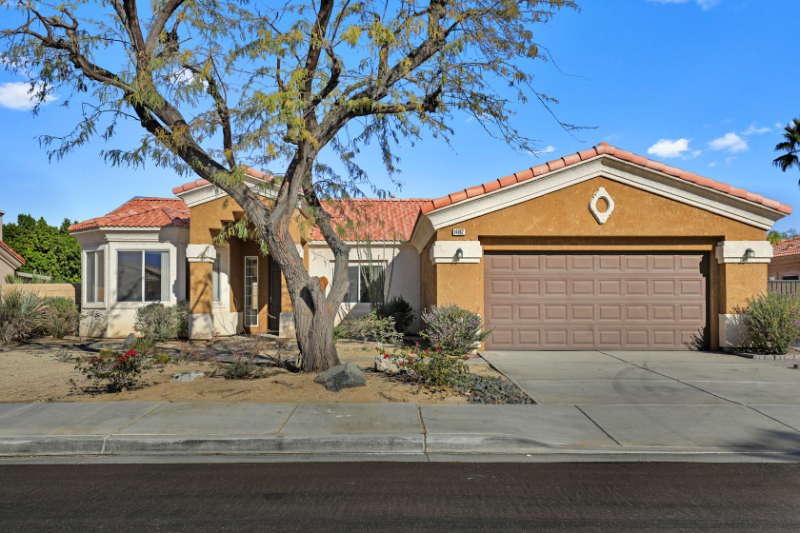 Palm Desert House: 74082 Daisy Lane