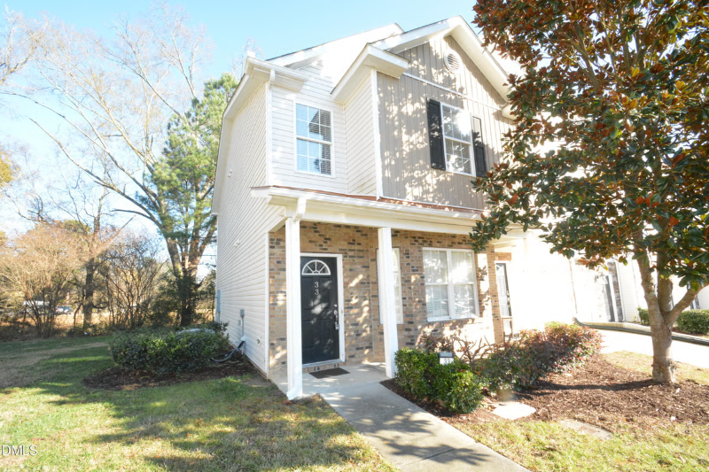 Durham Townhome: 650 Ganyard Farm Way