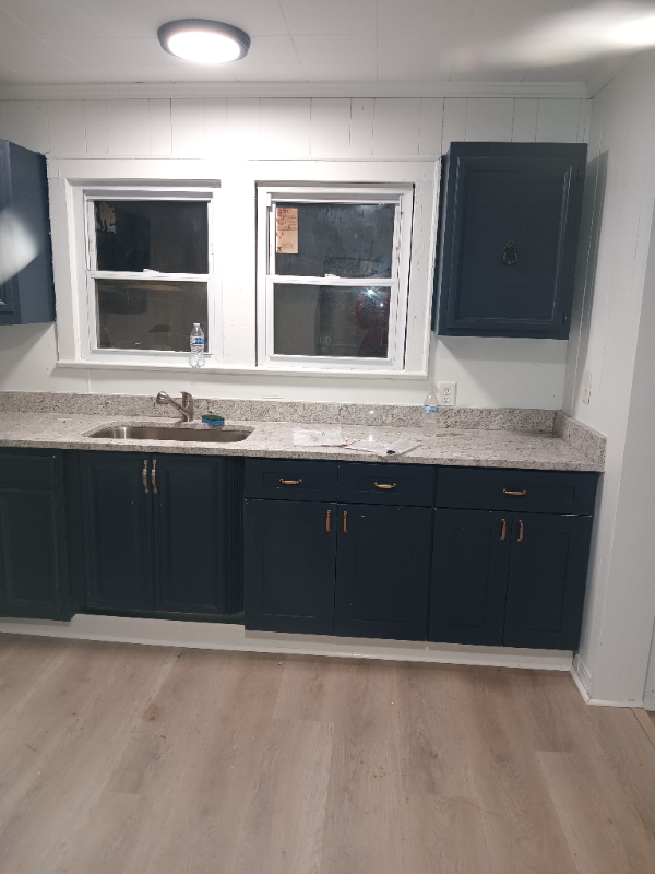 Greensboro House: 125 Concord st