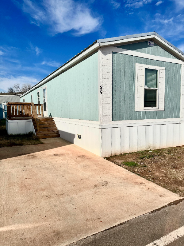 okc Other: 3200 highland park dr