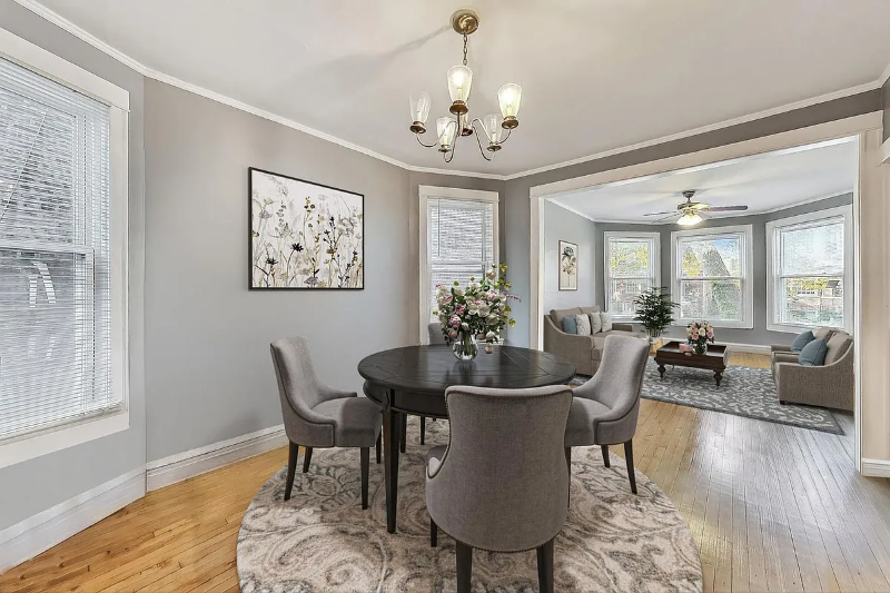 Chicago Multiplex: 2541 N Hamlin Ave