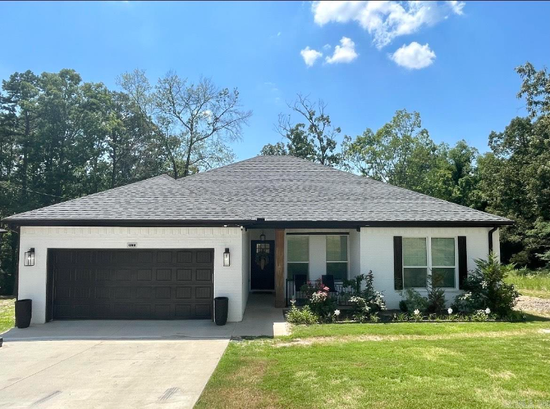 Little Rock House: 4000 Weldon Ave