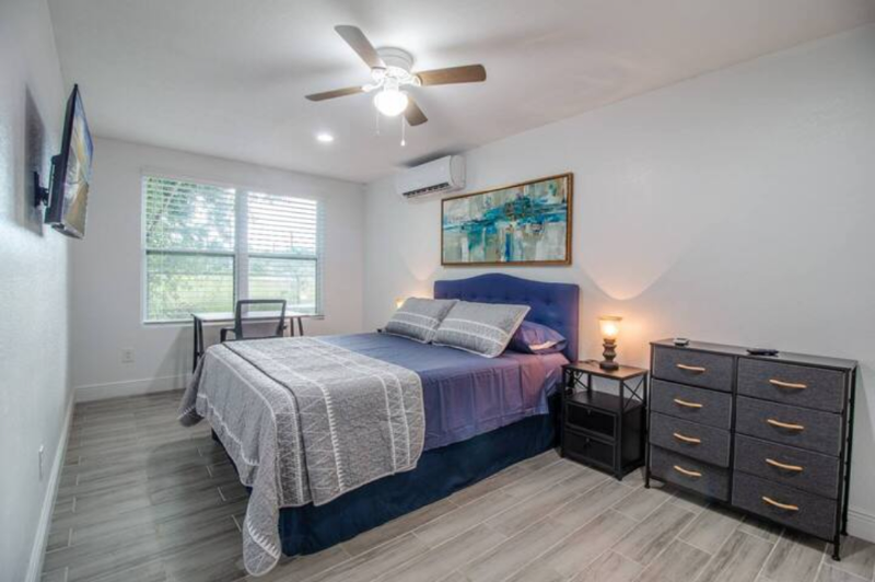 Orlando House: 3120 Peel Avenue