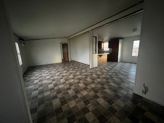 Quincy House: 16841 Road 2 NW