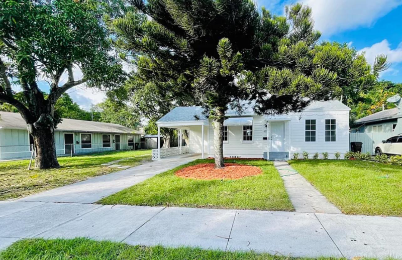 West Palm Beach House: 635 37th St