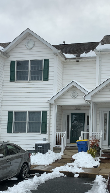 Easton Townhome: 28503 Pinehurst Cir