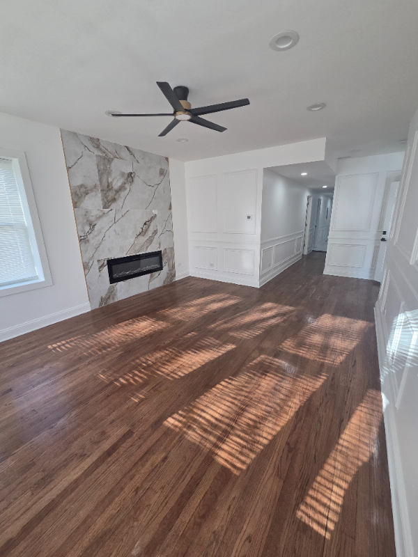 Chicago Other: 1048 W Marquette Rd