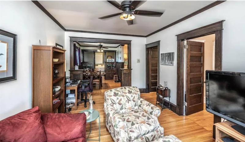 Saint Paul Condo: 244 Marshall Ave