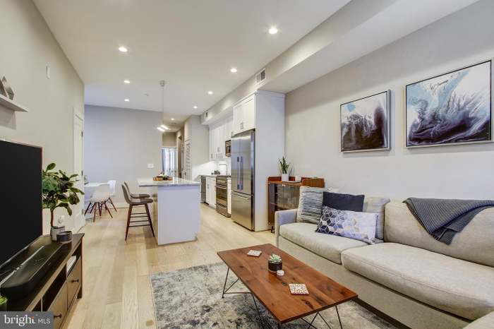 Washington Condo: 1636 Trinidad Avenue NE