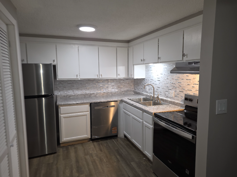 Wichita Apartment: 734 N COUNTRY ACRES AVE