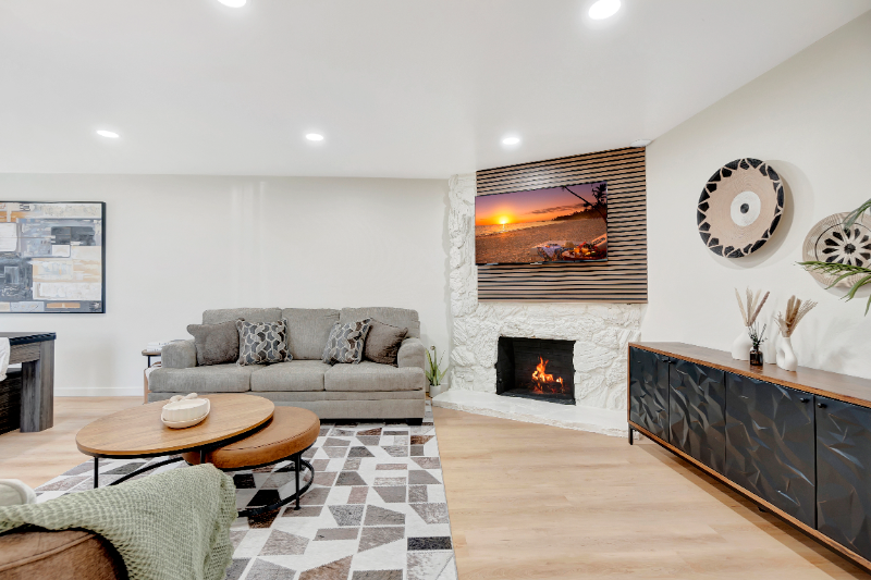 Anaheim Multiplex: 1676 W Orangewood Ave