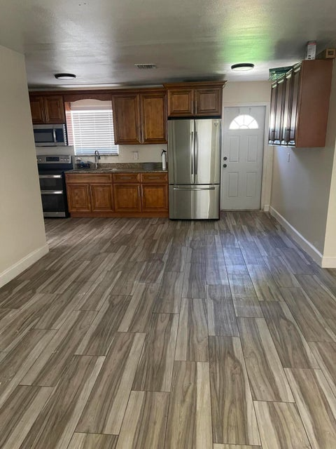 Boynton Beach House: 113 NE 5th Avenue