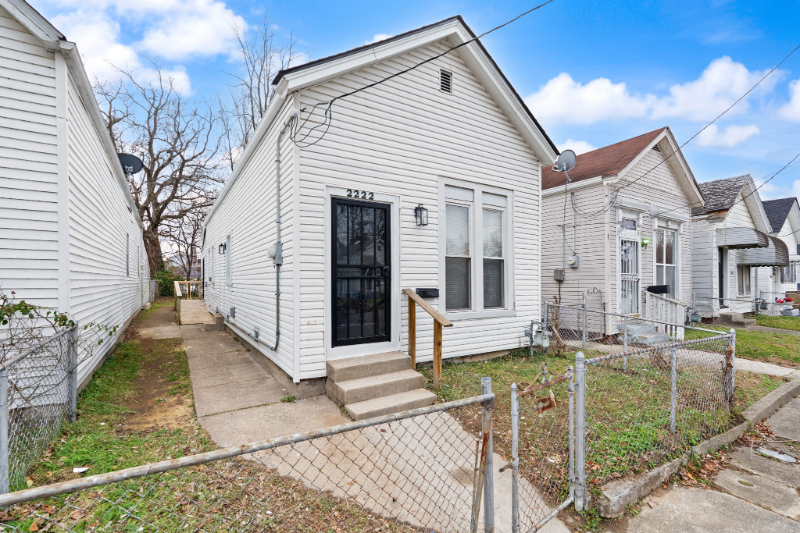 Louisville House: 2222 Duncan St