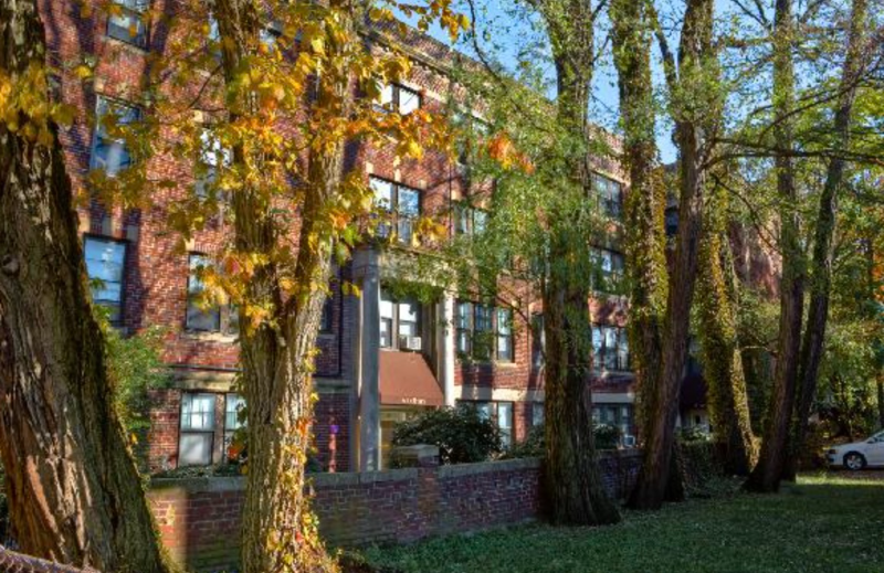 Boston Condo: 3 Lothian Rd