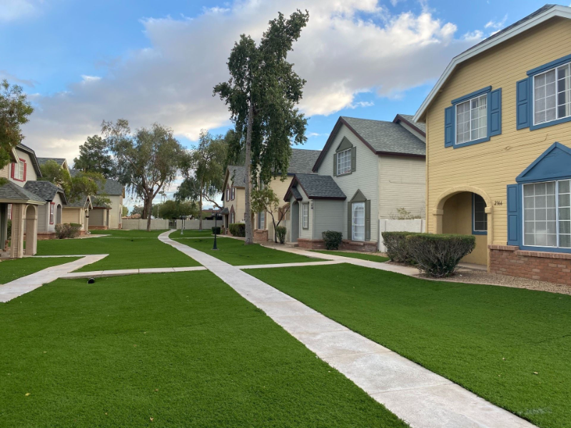 Tempe Apartment: 2333 W Garden Dr