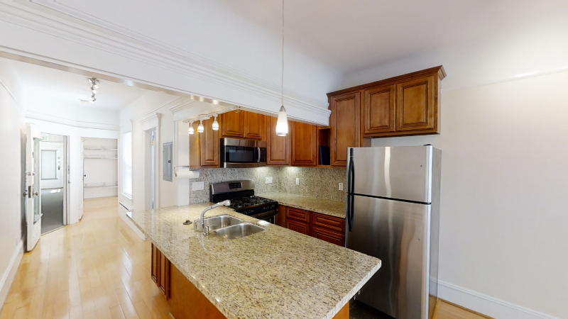 San Francisco Apartment: 622-624 Shrader St