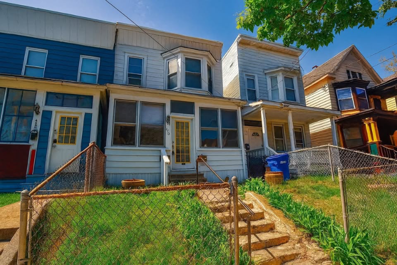 Albany Townhome: 450 Hamilton St