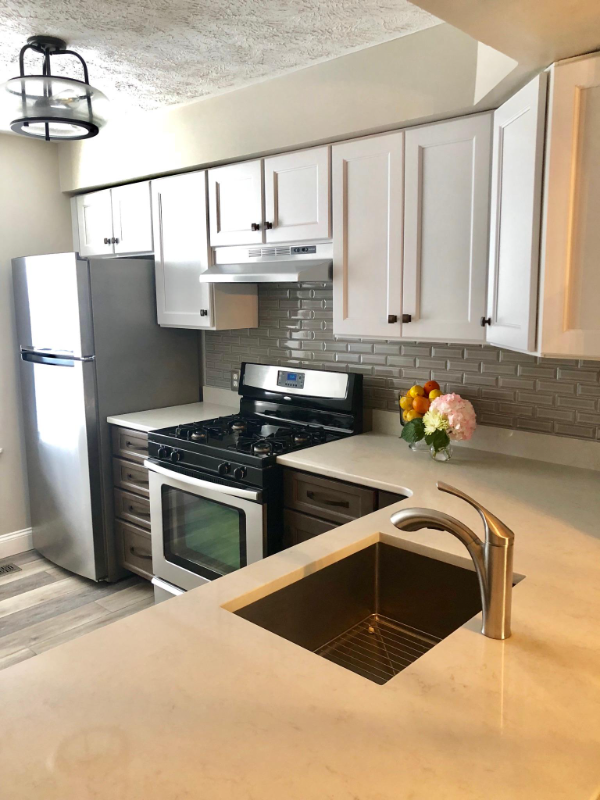 Bethel Park Townhome: 104 Kendall Lane