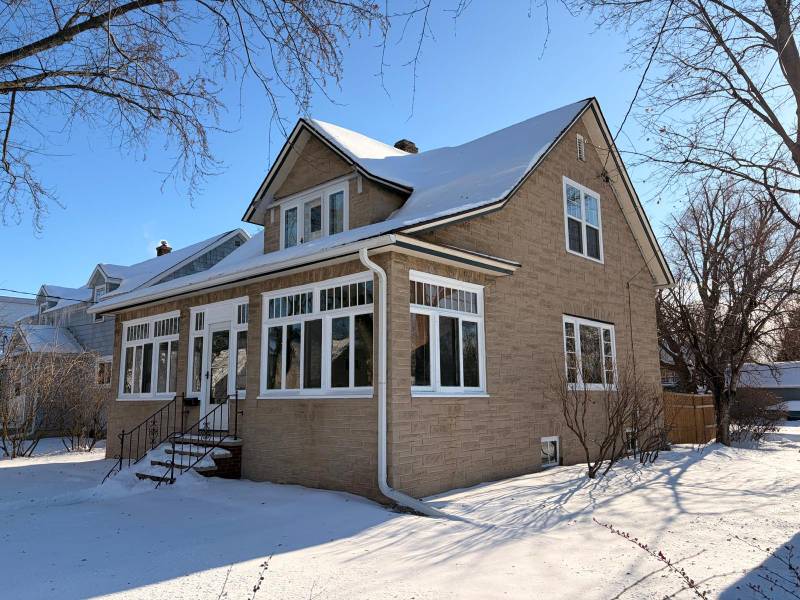 Appleton House: 1235 W Lorain St