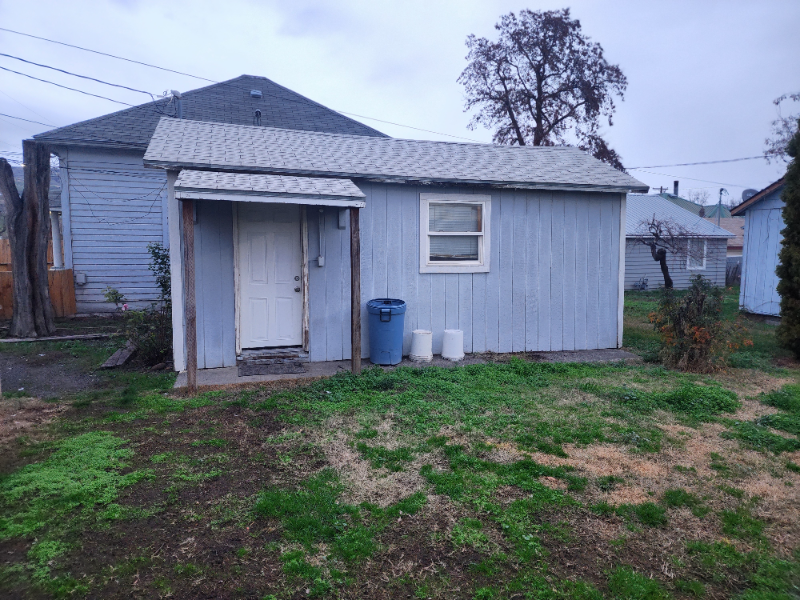 Lewiston House: 114 24th st