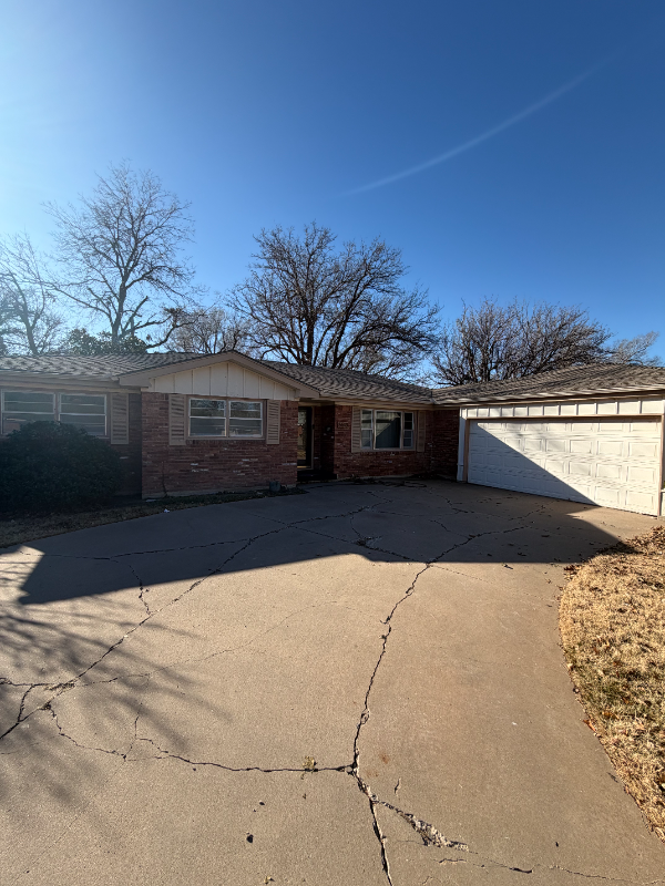 Amarillo House: 5513 Andrews