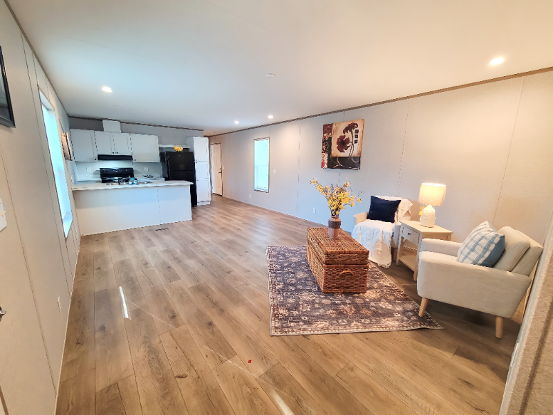 Centralia House: 87 Deerwood Park