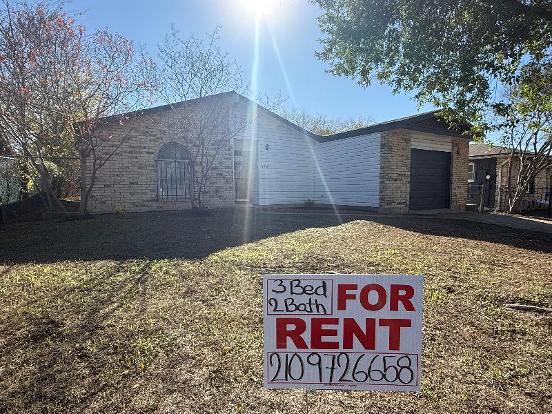 San Antonio House: 538 Maddux