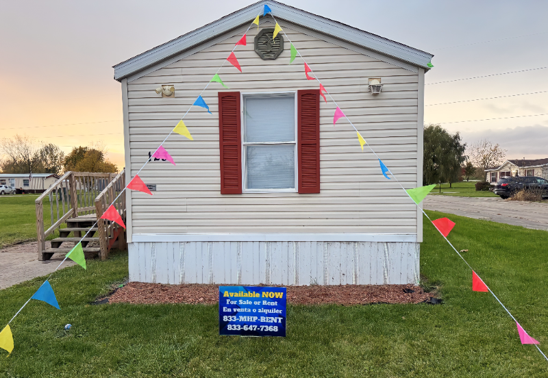 Marshalltown House: 2552 Smith Ave