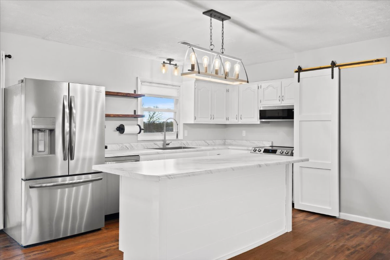 Johnson City House: 122 Brightridge Dr