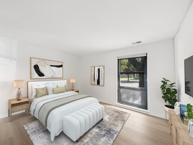 Bristol Apartment: 1405 Veterans Hwy