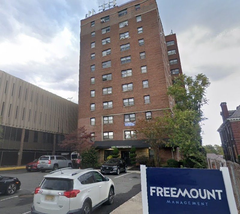 EAST ORANGE Condo: 110 Washington Road