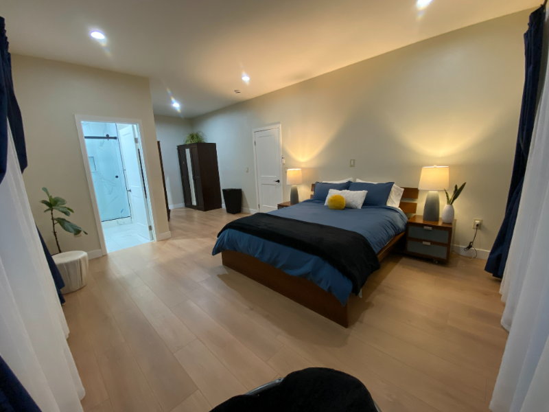 GARDEN GROVE Multiplex: 19154 Della Lane