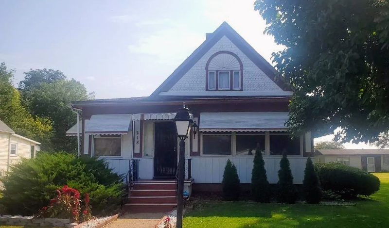 MOUND CITY House: 218 S. 3rd Street