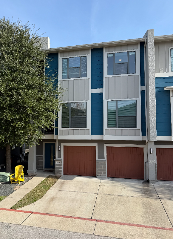 Austin Townhome: 1500 Lorraine Loop